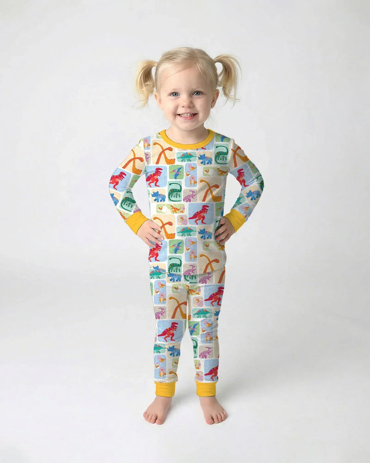 Zweiteiliges Langarm-Pyjama-Set mit Sommerfrüchten