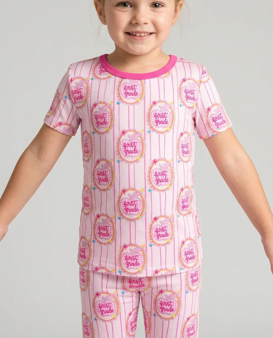 Zweiteiliges, kurzärmliges Pyjama-Set mit Marienkäfern
