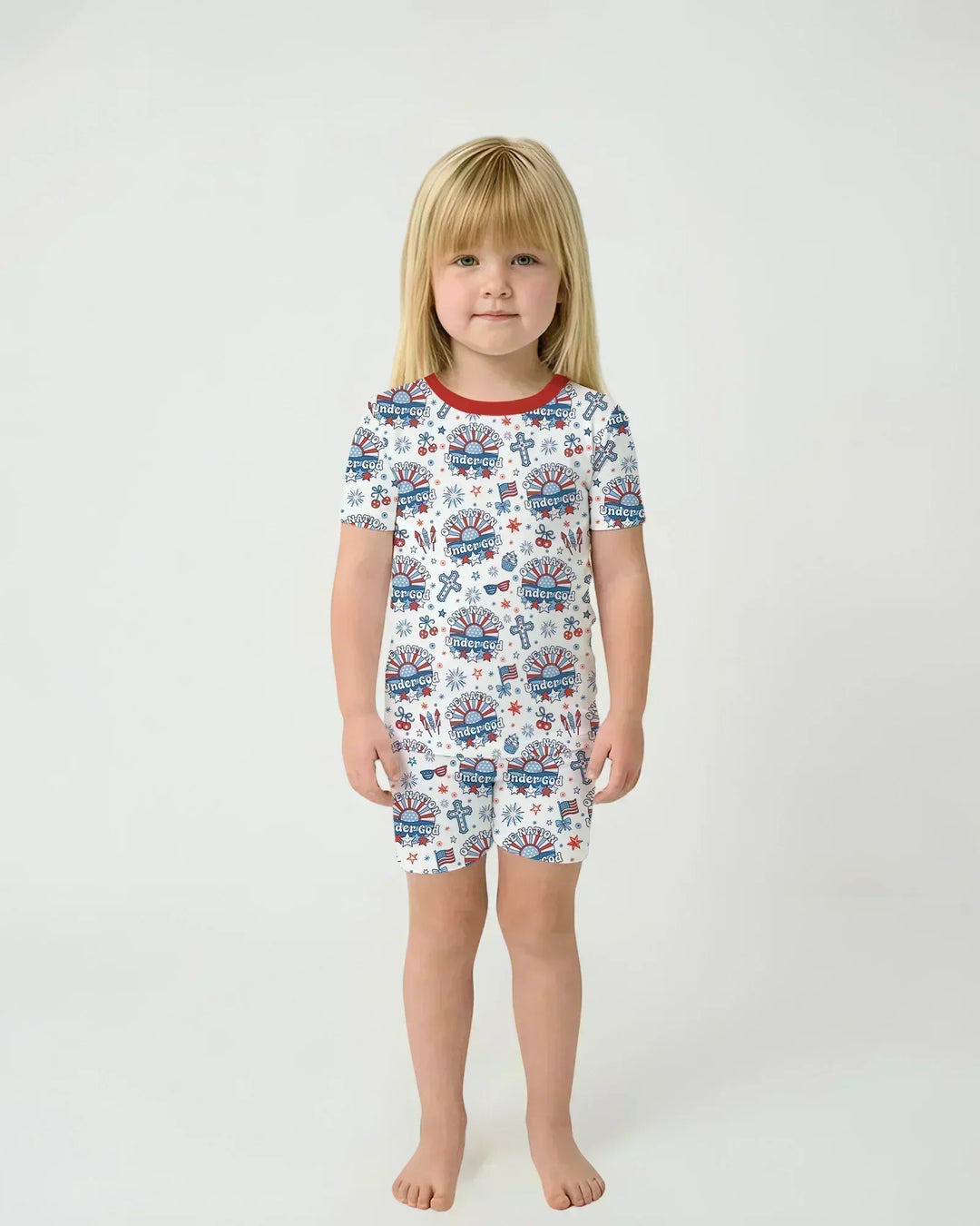 Template Zweiteiliges Pyjama-Set mit kurzen Ärmeln und Shorts