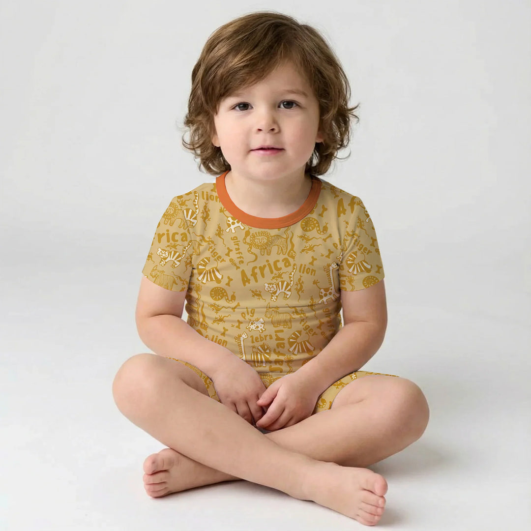 Template Zweiteiliges Pyjama-Set mit kurzen Ärmeln und Shorts