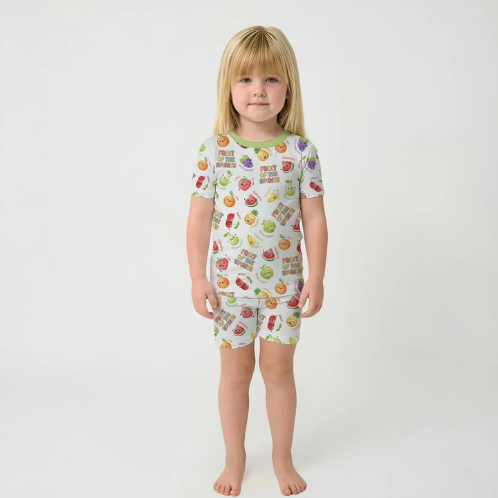 Template Zweiteiliges Pyjama-Set mit kurzen Ärmeln und Shorts