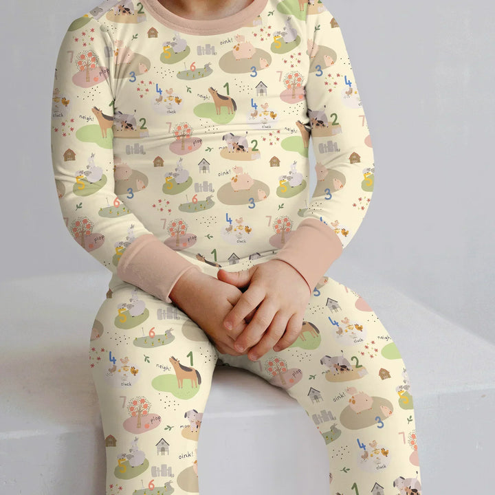 Zweiteiliges Langarm-Pyjama-Set mit Sommerfrüchten
