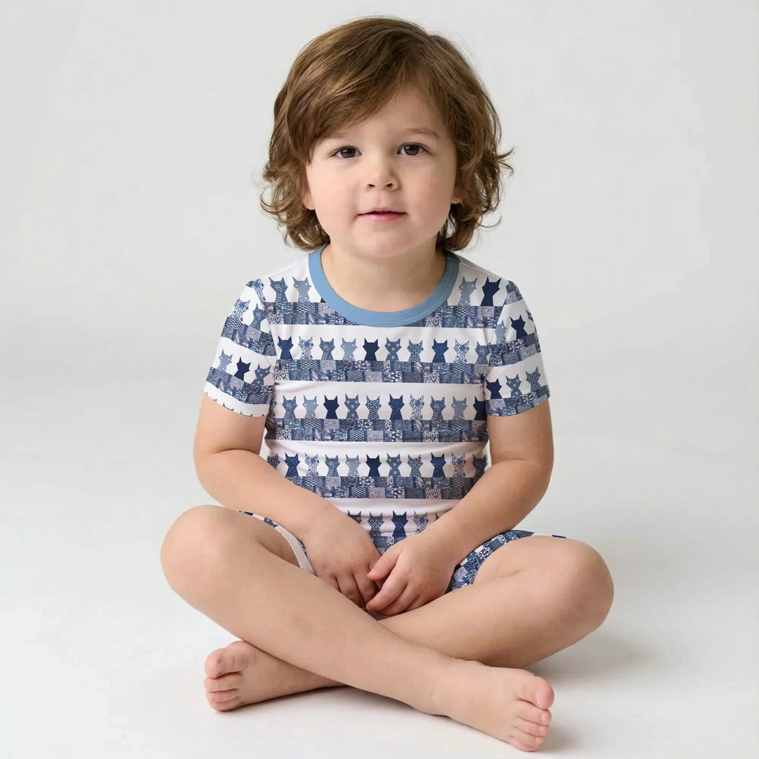 Template Zweiteiliges Pyjama-Set mit kurzen Ärmeln und Shorts