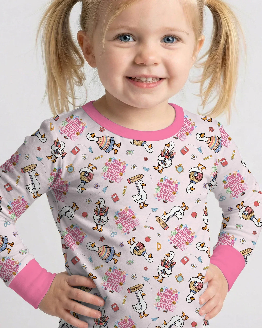 Zweiteiliges Langarm-Pyjama-Set mit Sommerfrüchten