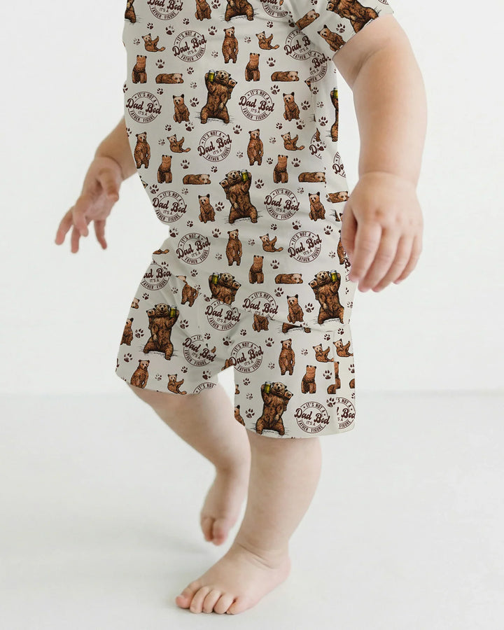 Template Zweiteiliges Pyjama-Set mit kurzen Ärmeln und Shorts