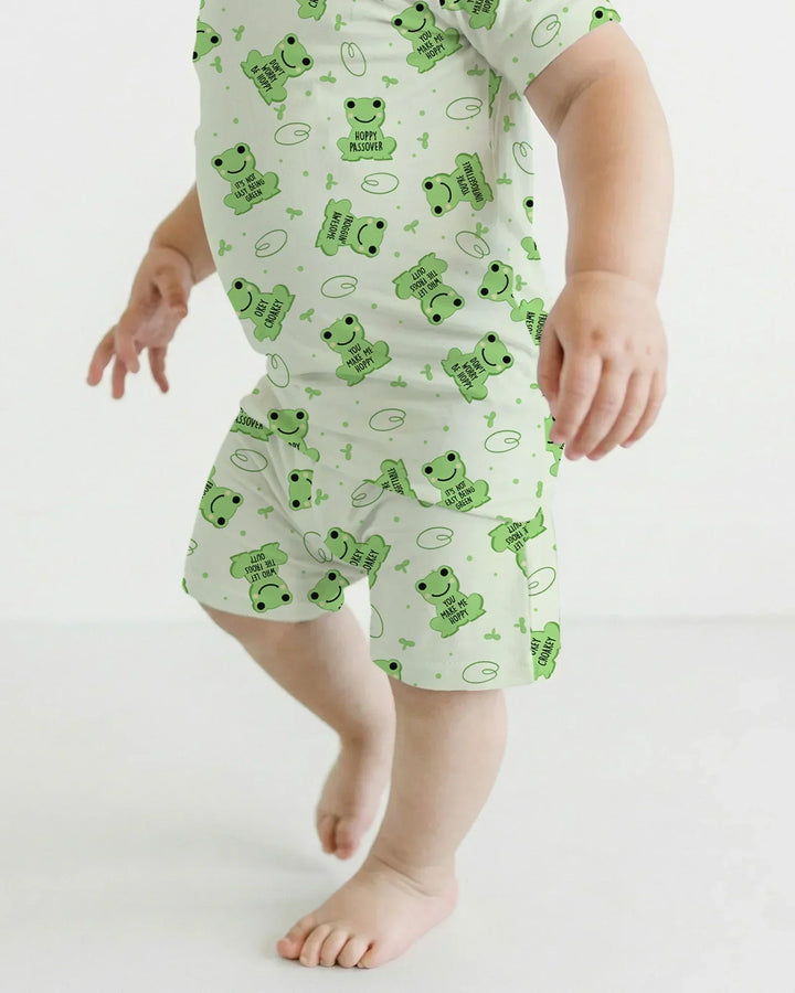 Template Zweiteiliges Pyjama-Set mit kurzen Ärmeln und Shorts