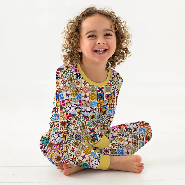 Zweiteiliges Langarm-Pyjama-Set mit Sommerfrüchten