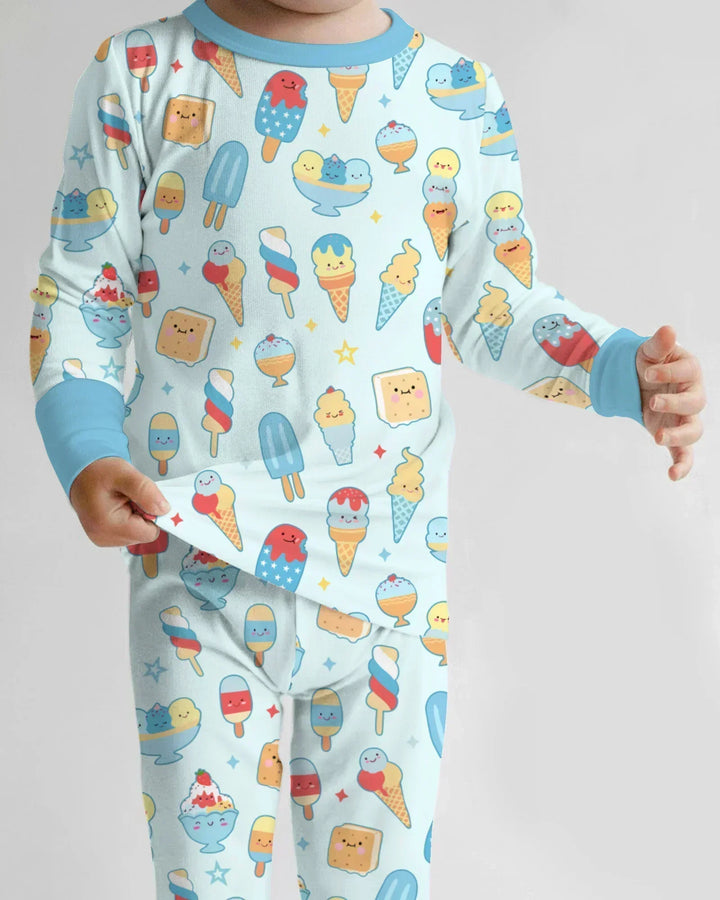Zweiteiliges Langarm-Pyjama-Set mit Sommerfrüchten
