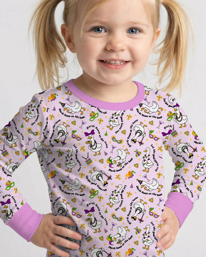 Zweiteiliges Langarm-Pyjama-Set mit Sommerfrüchten