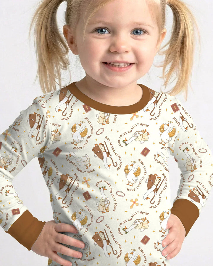 Zweiteiliges Langarm-Pyjama-Set mit Sommerfrüchten