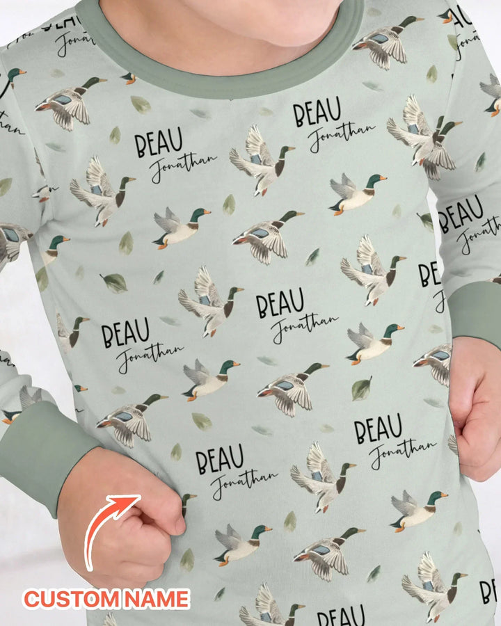 Zweiteiliges Langarm-Pyjama-Set mit Sommerfrüchten