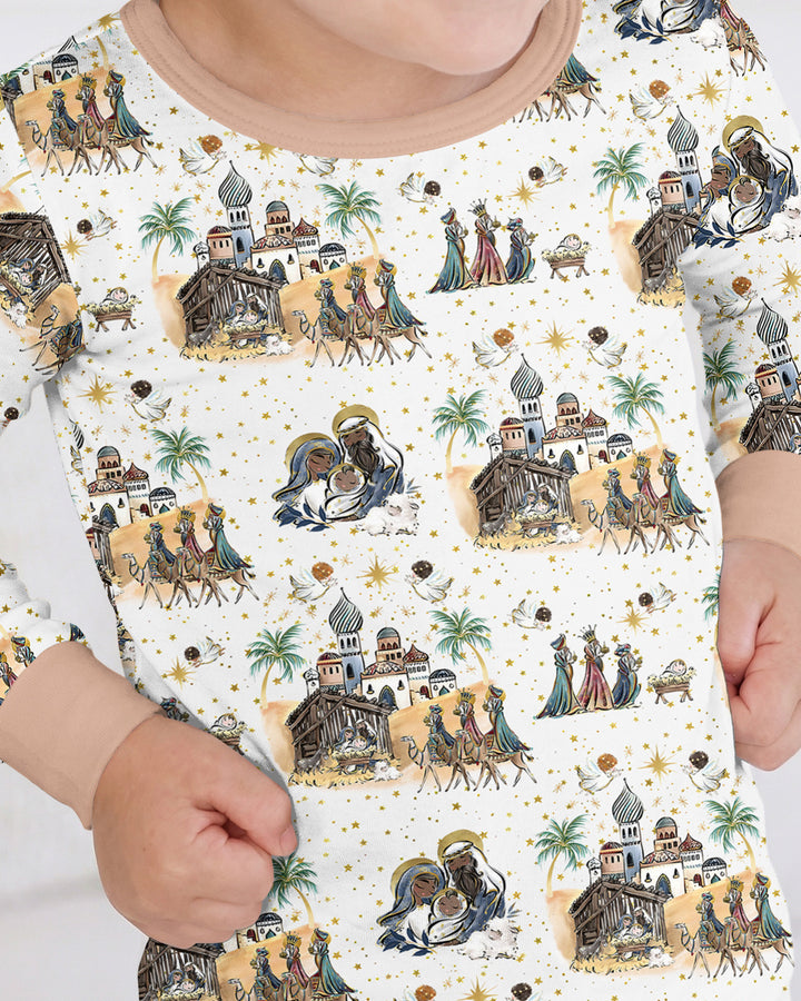 Zweiteiliges Langarm-Pyjama-Set mit Sommerfrüchten
