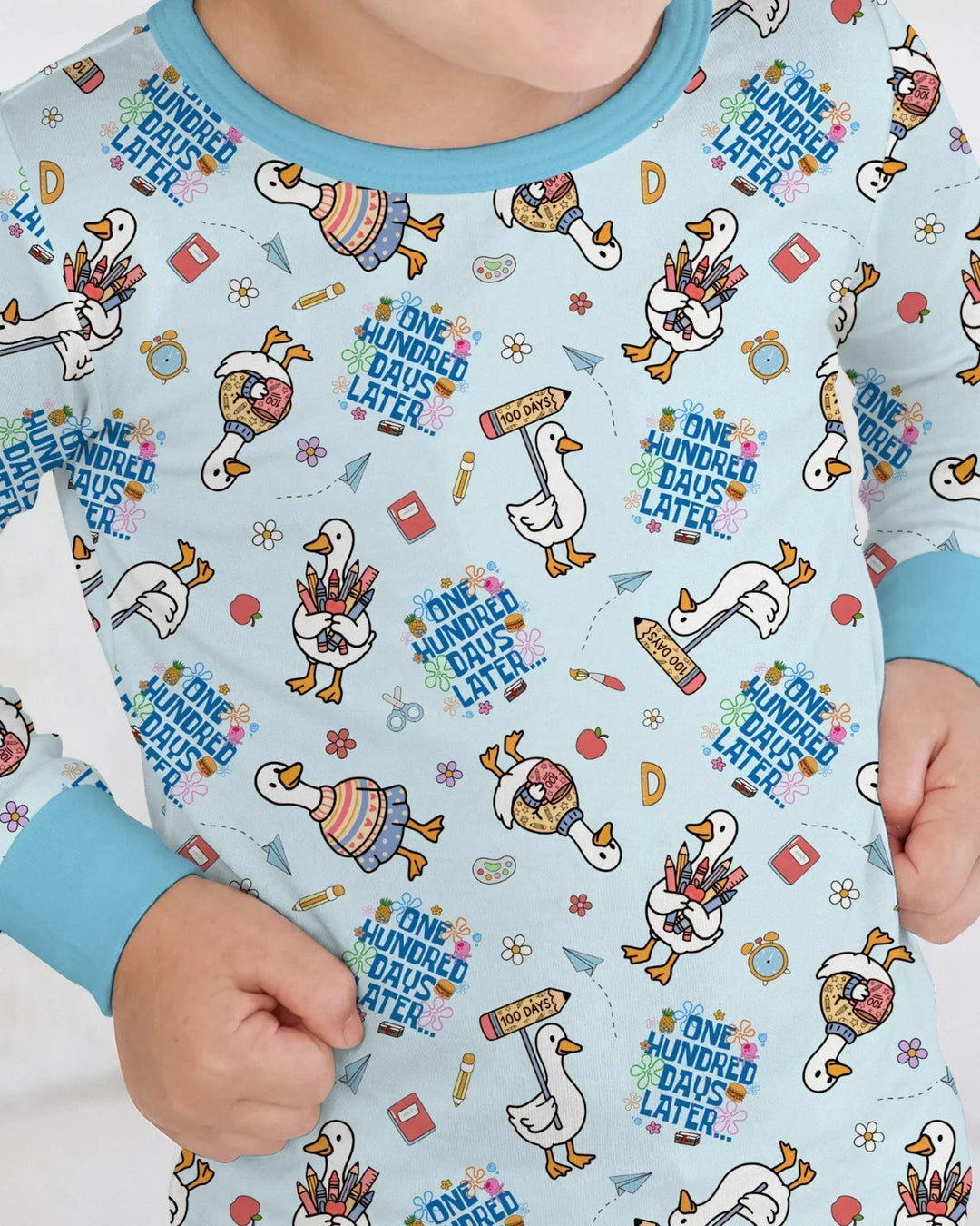 Zweiteiliges Langarm-Pyjama-Set mit Sommerfrüchten