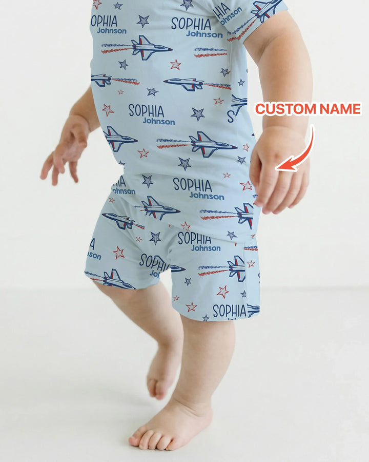 Zweiteiliges Pyjama-Set mit kurzen Ärmeln und Shorts im Sommer-Design