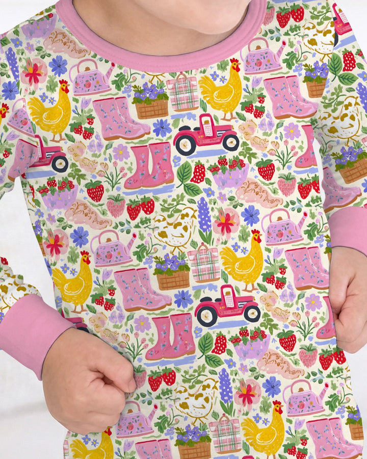 Zweiteiliges Langarm-Pyjama-Set mit Sommerfrüchten