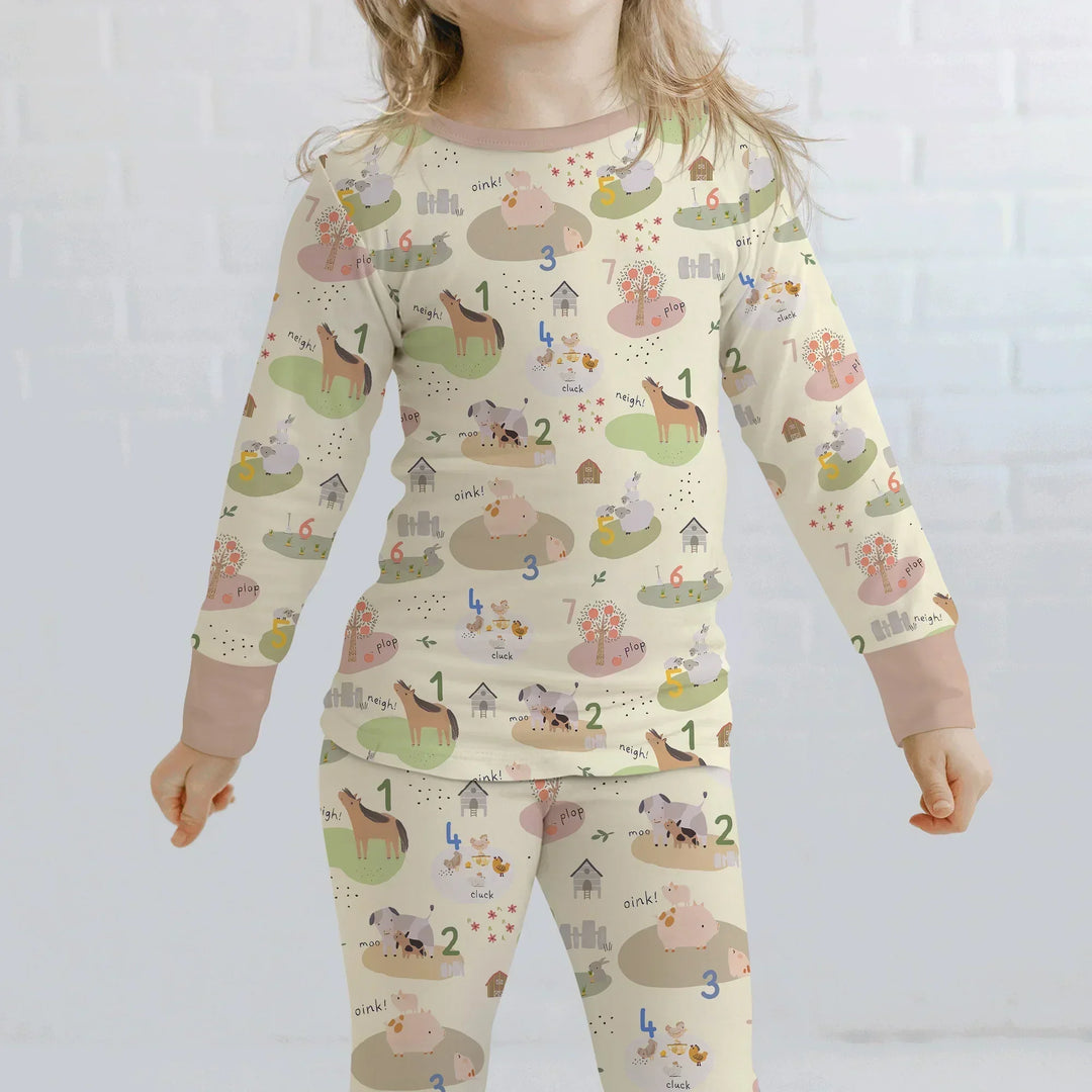 Zweiteiliges Langarm-Pyjama-Set mit Sommerfrüchten