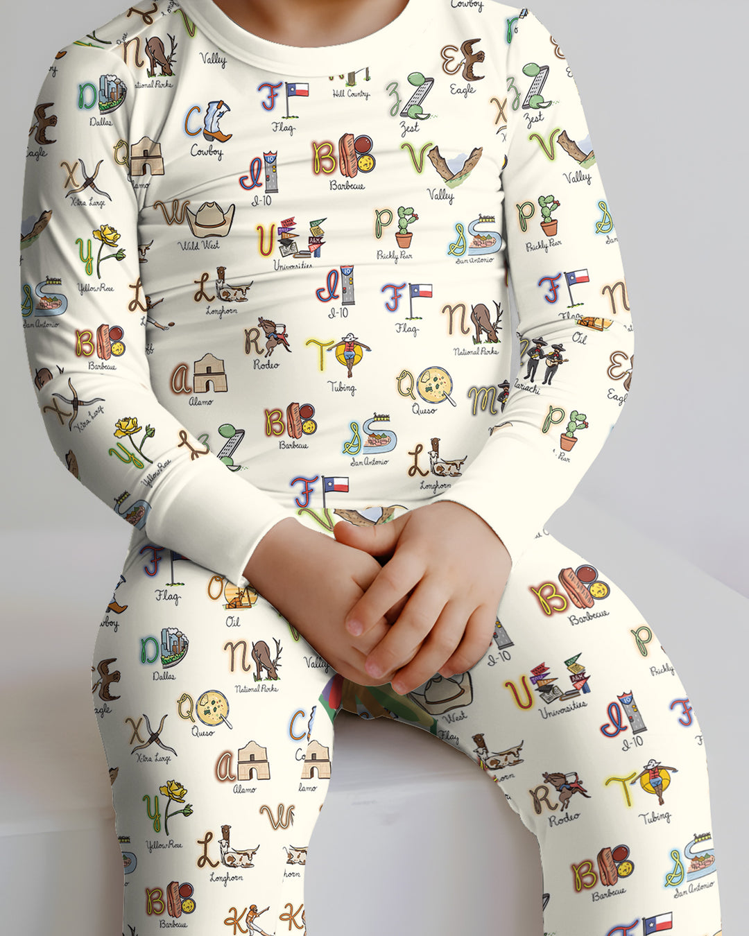 Zweiteiliges Langarm-Pyjama-Set mit Sommerfrüchten
