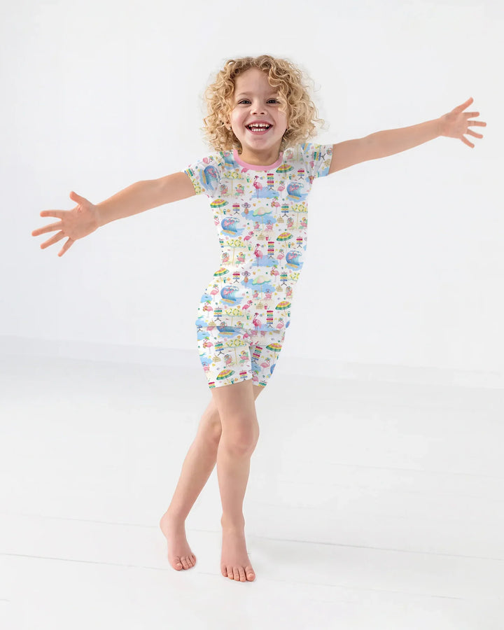 Template Zweiteiliges Pyjama-Set mit kurzen Ärmeln und Shorts