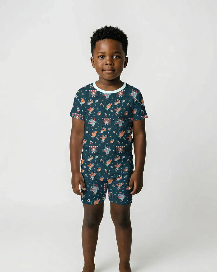 Zweiteiliges Pyjama-Set mit kurzen Ärmeln und Shorts im Sommer-Design