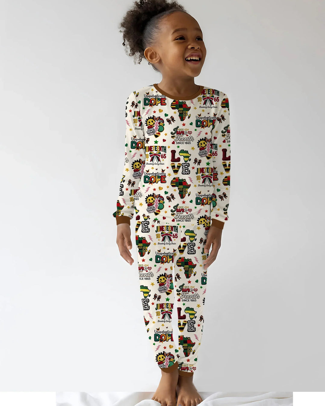 Zweiteiliges Langarm-Pyjama-Set mit Sommerfrüchten