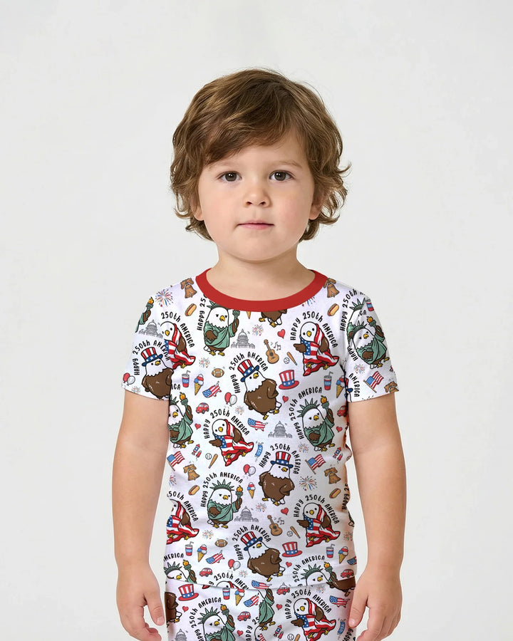 Template Zweiteiliges Pyjama-Set mit kurzen Ärmeln und Shorts