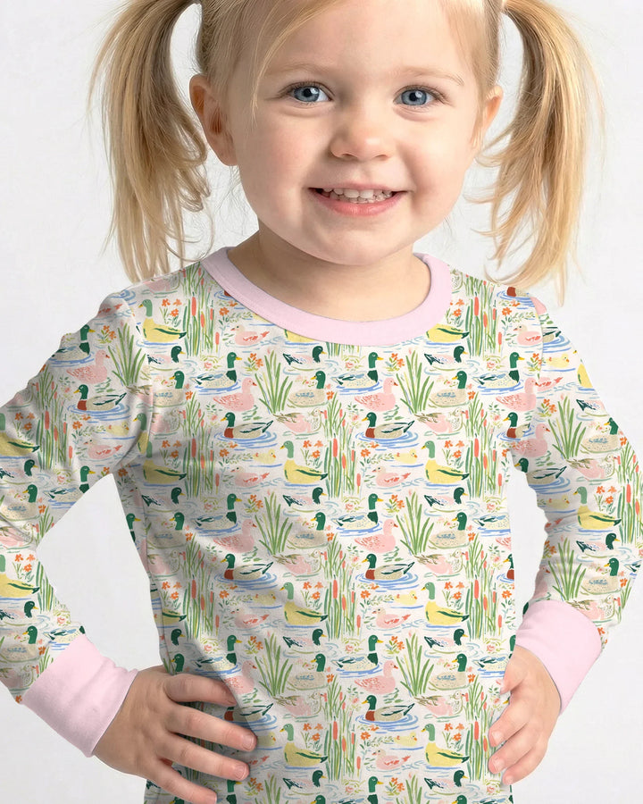 Zweiteiliges Langarm-Pyjama-Set mit Sommerfrüchten