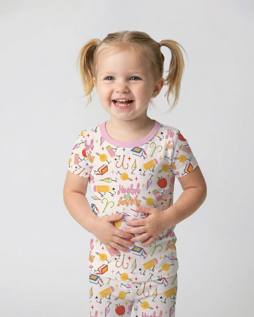 Hooked on Learning Bamboo Two Piece Short Sleeve Pajama Set