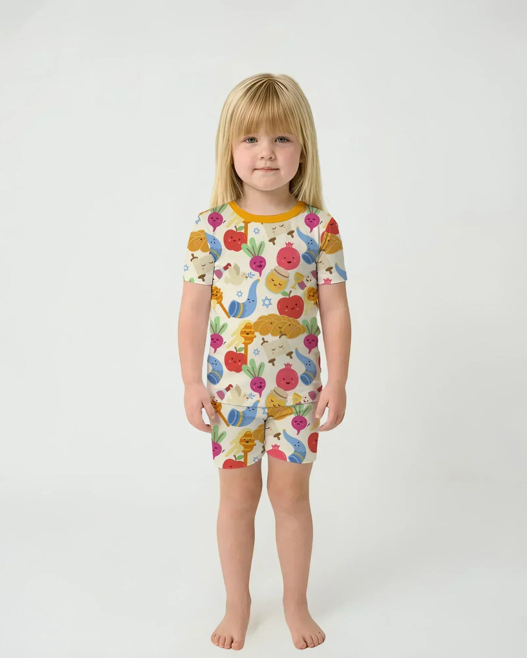 Template Zweiteiliges Pyjama-Set mit kurzen Ärmeln und Shorts