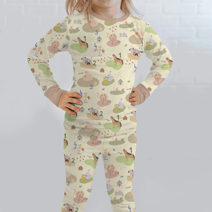 Zweiteiliges Langarm-Pyjama-Set mit Sommerfrüchten