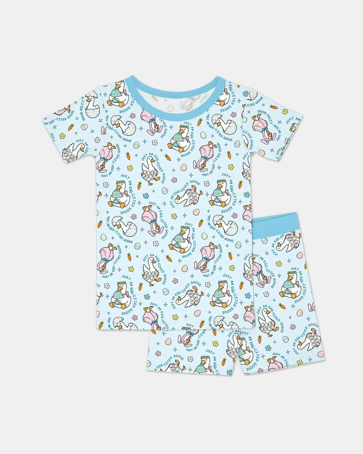 Template Zweiteiliges Pyjama-Set mit kurzen Ärmeln und Shorts