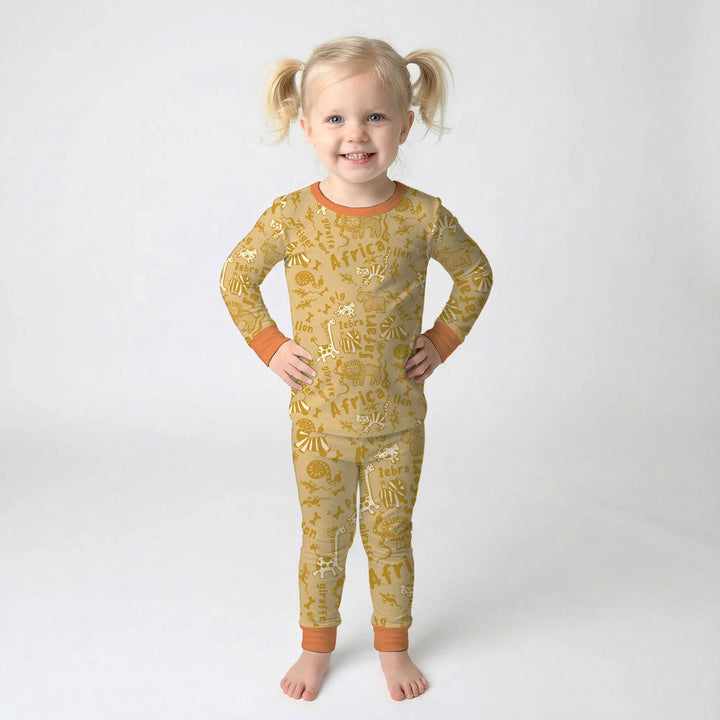 Zweiteiliges Langarm-Pyjama-Set mit Sommerfrüchten