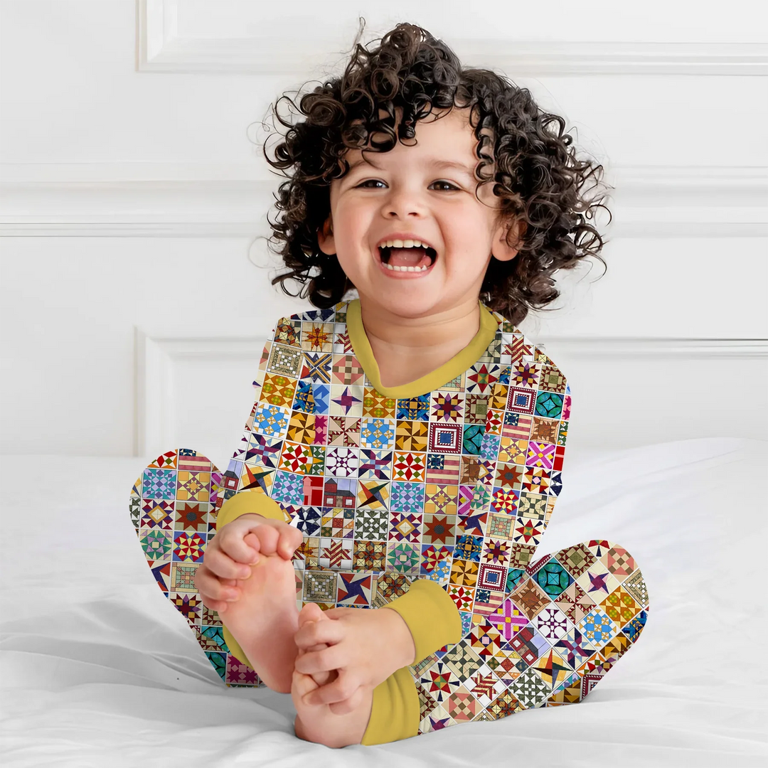 Zweiteiliges Langarm-Pyjama-Set mit Sommerfrüchten