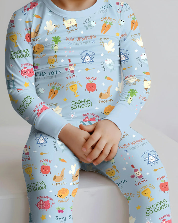 Zweiteiliges Langarm-Pyjama-Set mit Sommerfrüchten