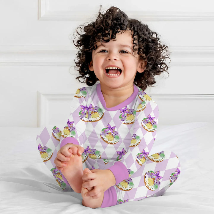 Zweiteiliges Langarm-Pyjama-Set mit Sommerfrüchten