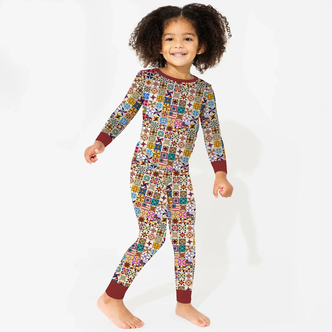 Zweiteiliges Langarm-Pyjama-Set mit Sommerfrüchten