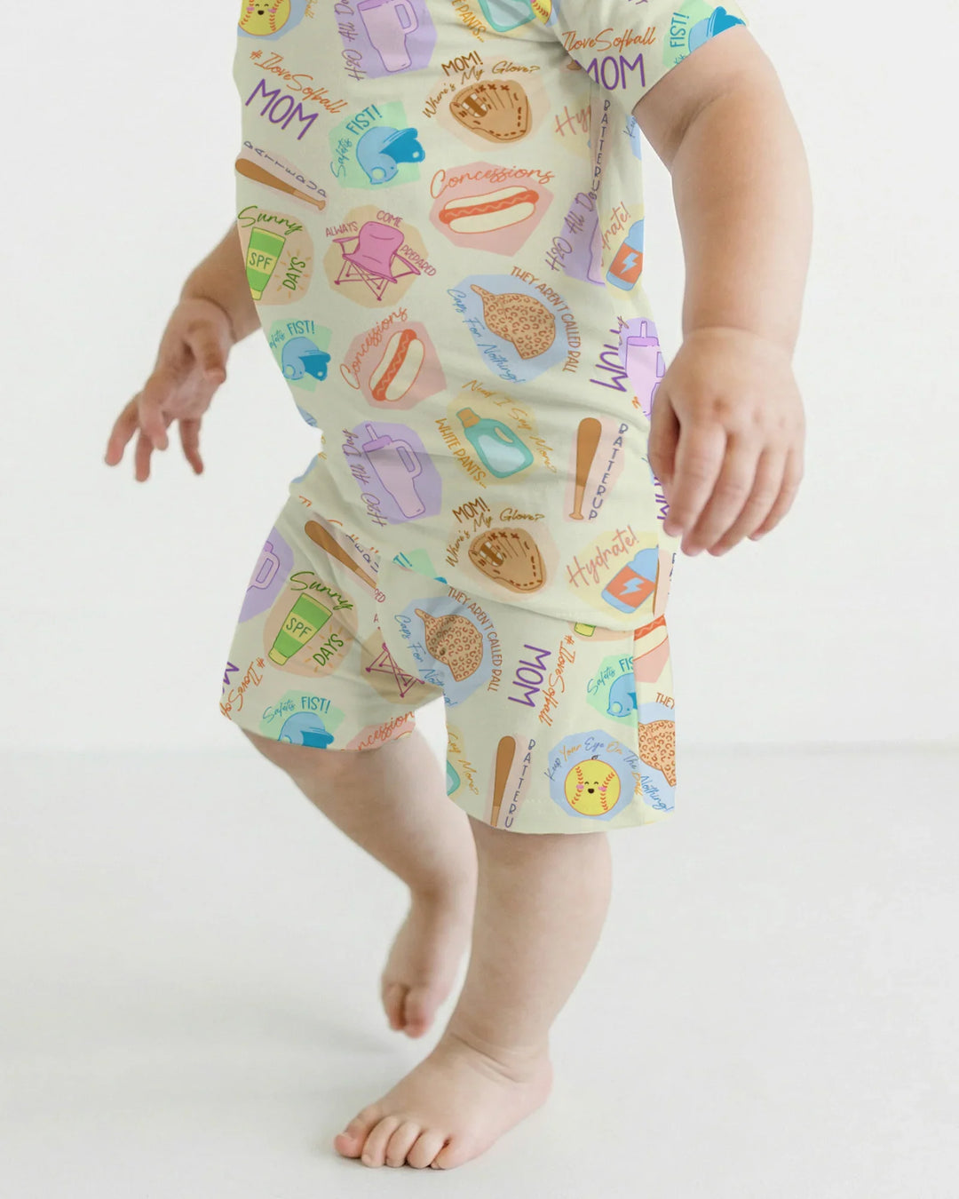 Template Zweiteiliges Pyjama-Set mit kurzen Ärmeln und Shorts