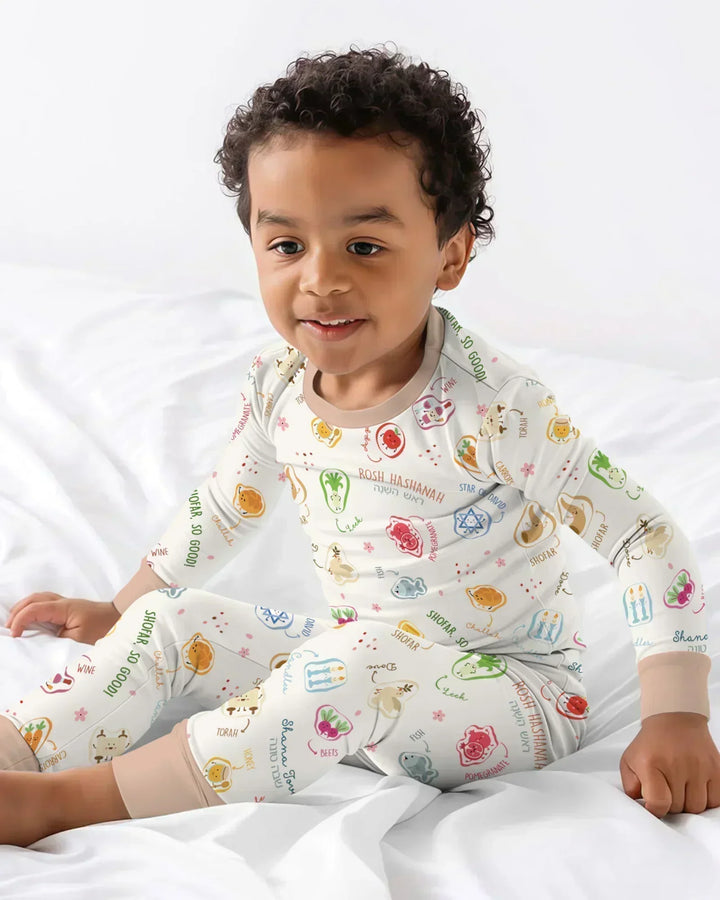 Zweiteiliges Langarm-Pyjama-Set mit Sommerfrüchten