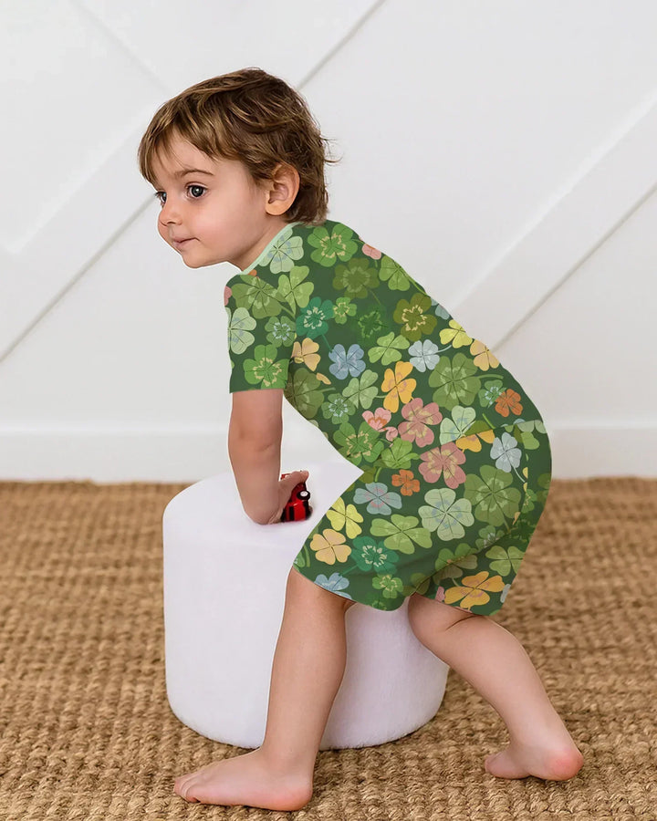 Zweiteiliges Pyjama-Set mit kurzen Ärmeln und Shorts im Sommer-Design