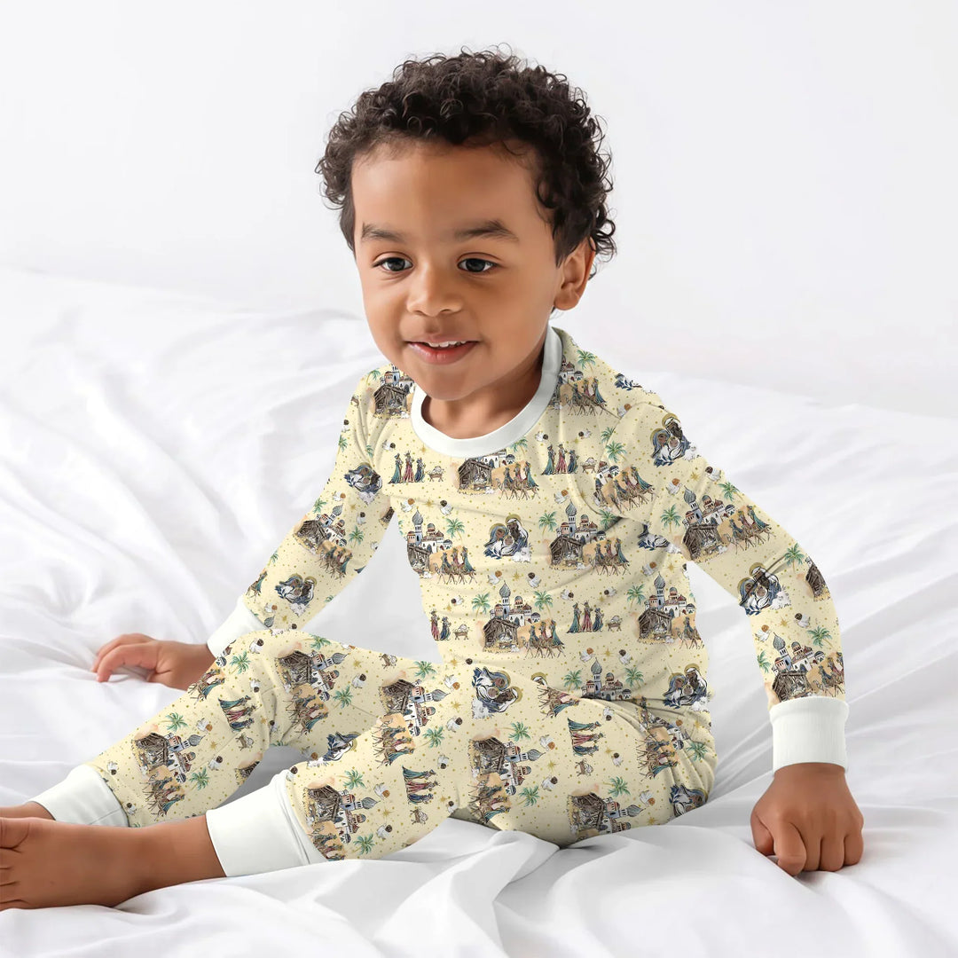 Zweiteiliges Langarm-Pyjama-Set mit Sommerfrüchten