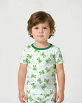Template Zweiteiliges Pyjama-Set mit kurzen Ärmeln und Shorts