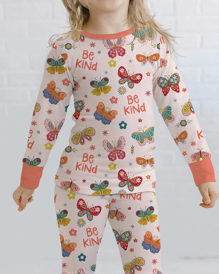 Zweiteiliges Langarm-Pyjama-Set mit Sommerfrüchten