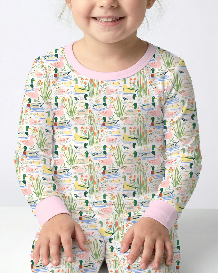 Zweiteiliges Langarm-Pyjama-Set mit Sommerfrüchten