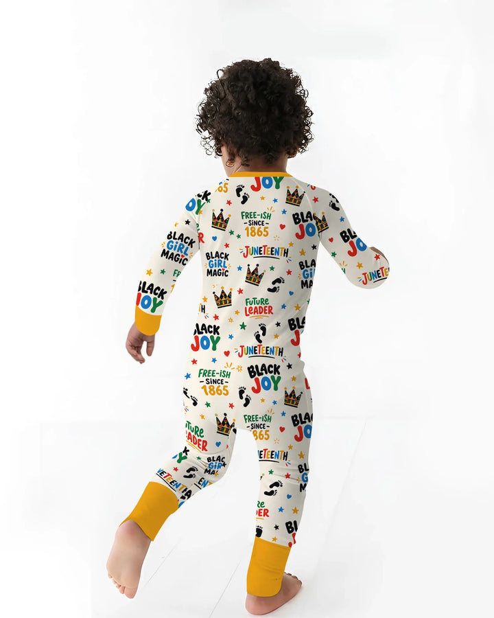 Zweiteiliges Langarm-Pyjama-Set mit Sommerfrüchten