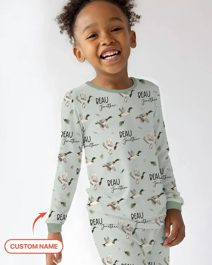 Zweiteiliges Langarm-Pyjama-Set mit Sommerfrüchten