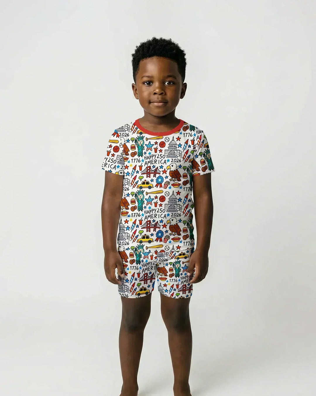 Template Zweiteiliges Pyjama-Set mit kurzen Ärmeln und Shorts