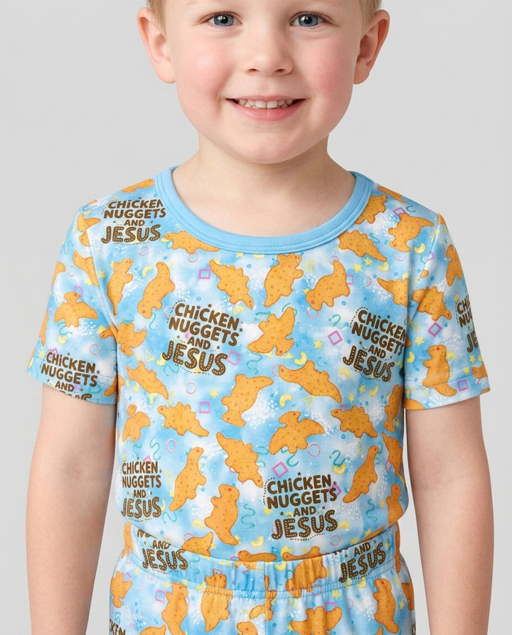 Template Zweiteiliges Pyjama-Set mit kurzen Ärmeln und Shorts