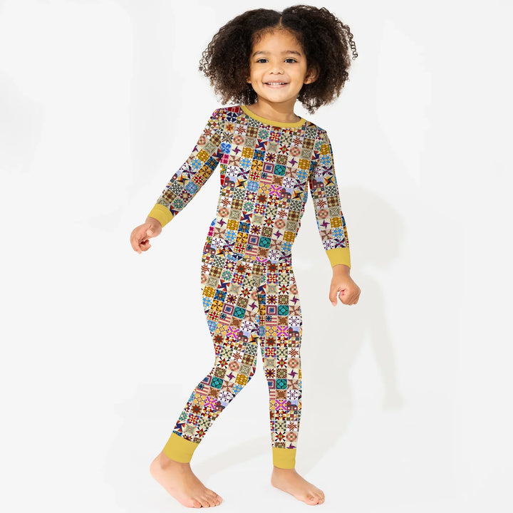 Zweiteiliges Langarm-Pyjama-Set mit Sommerfrüchten