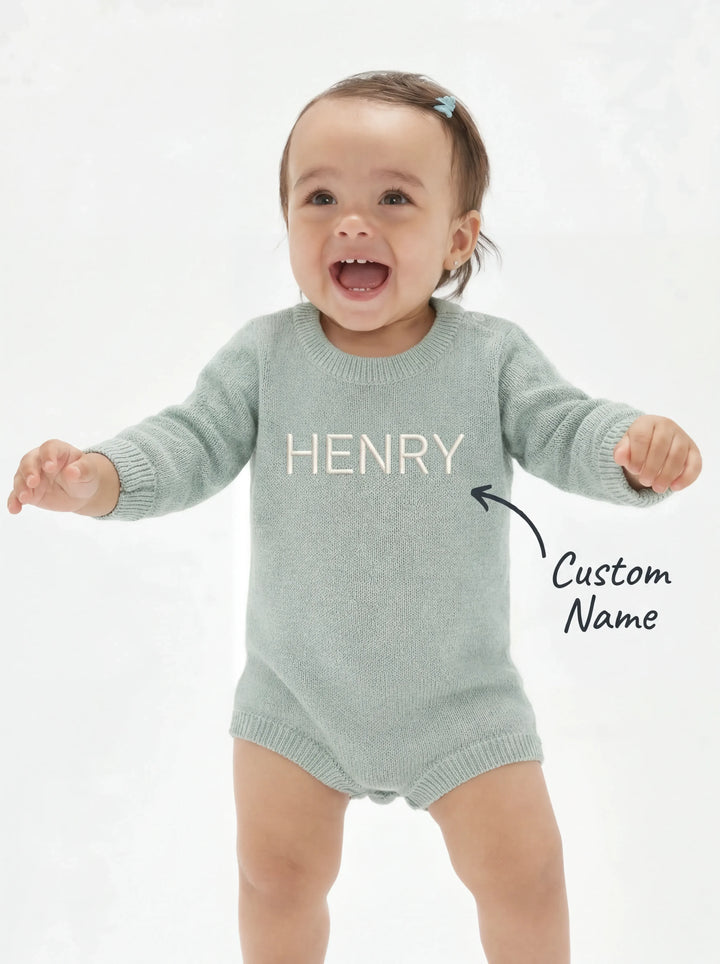 Personalisierter einfarbiger Strickpullover mit Blasenmuster