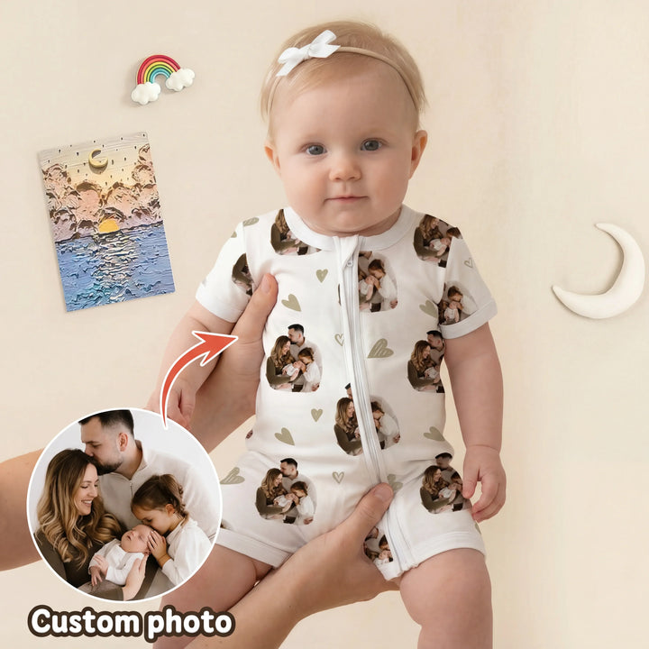 Babykleidung mit individuellem Gesicht im Allover-Print - Weich &amp; Skizzenhaft