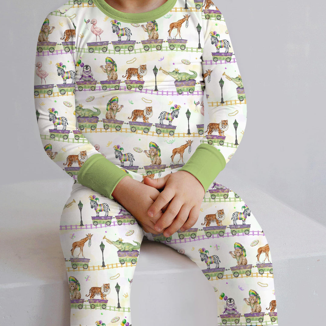 Zweiteiliges Langarm-Pyjama-Set mit Sommerfrüchten